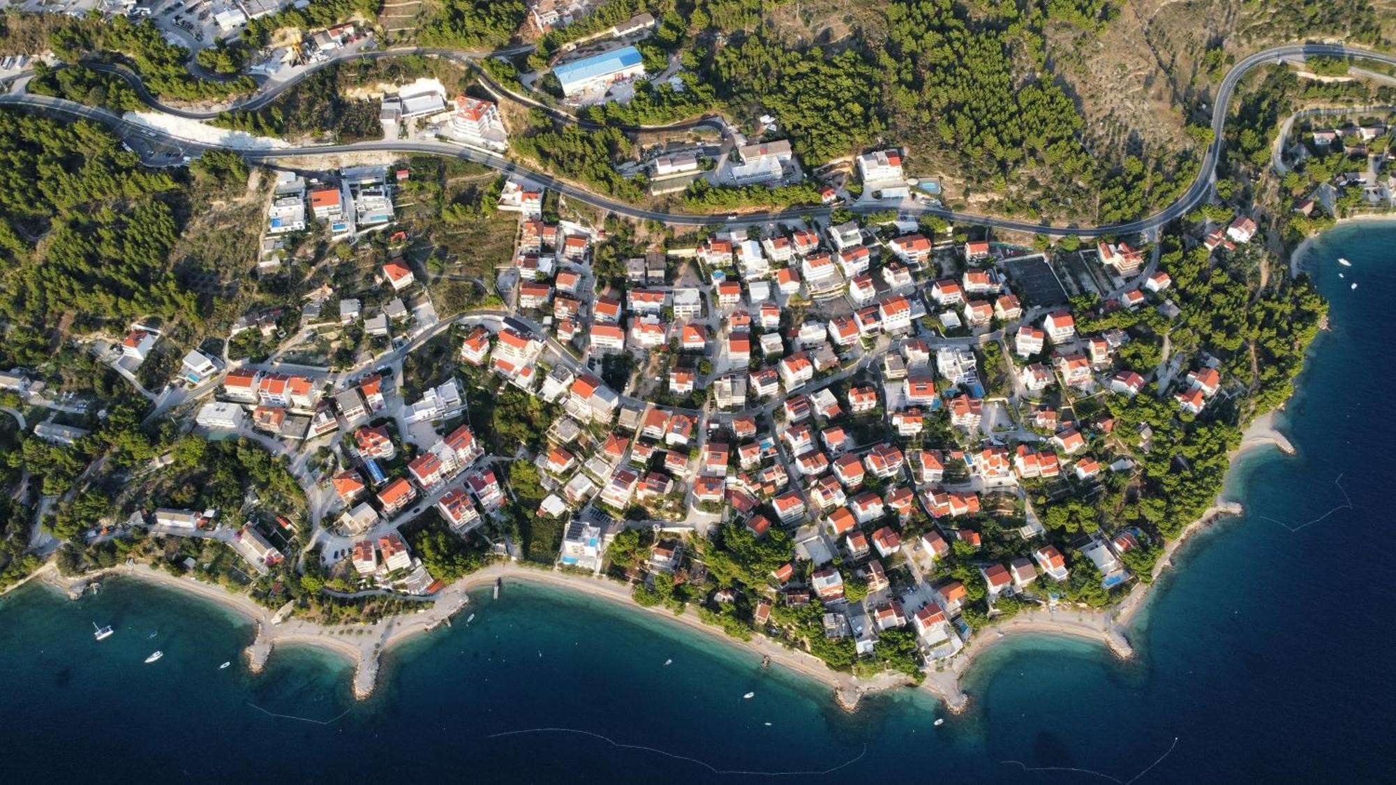 Apartments Duvnjak Omis Exterior photo